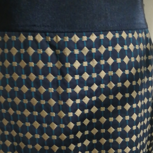 Ann Taylor skirt NWT - Picture 3 of 9